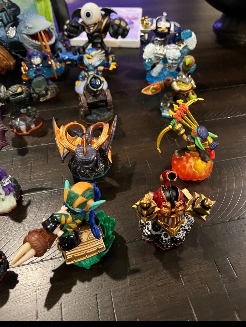 Activision Skylanders Action Figure Lot 43 Figures Total Carry Case Games Giants - Picture 8 of 10